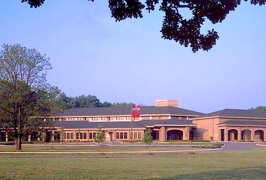 holt brentwood library